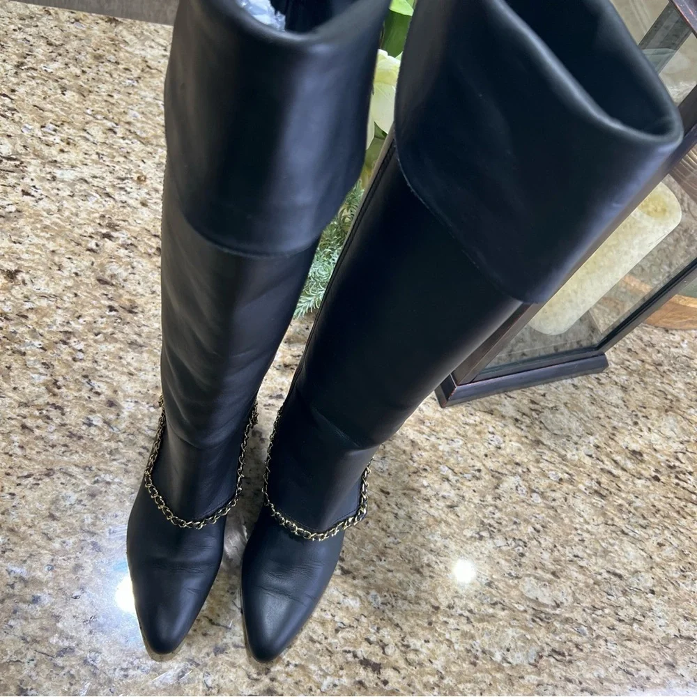 CHANEL Calfskin Knee High Chain Detail Black CC Interlocking Leather Boots 39.5